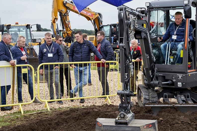 dk-kundehistorier-kooi-overvaager-eh-messen-2024-gravko