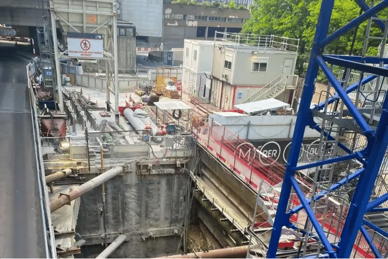 chantier métro matériel