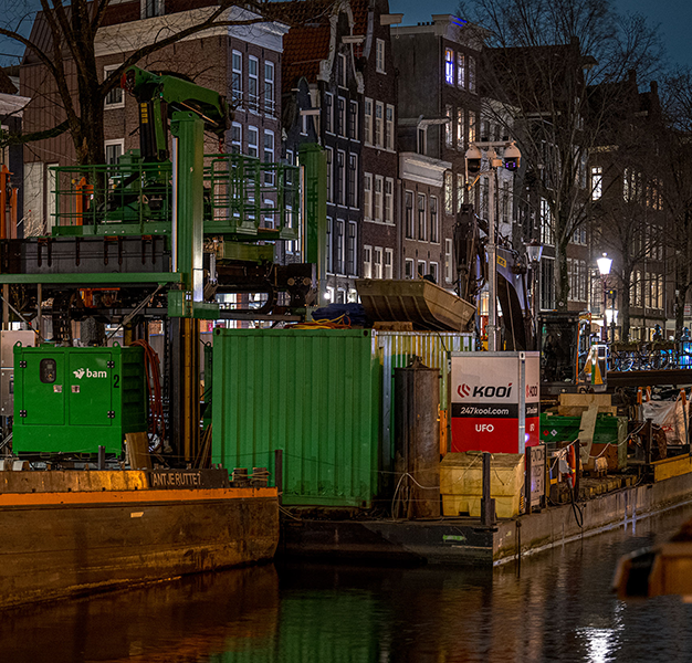 UFO on standby in Amsterdam as quay walls are being replaced