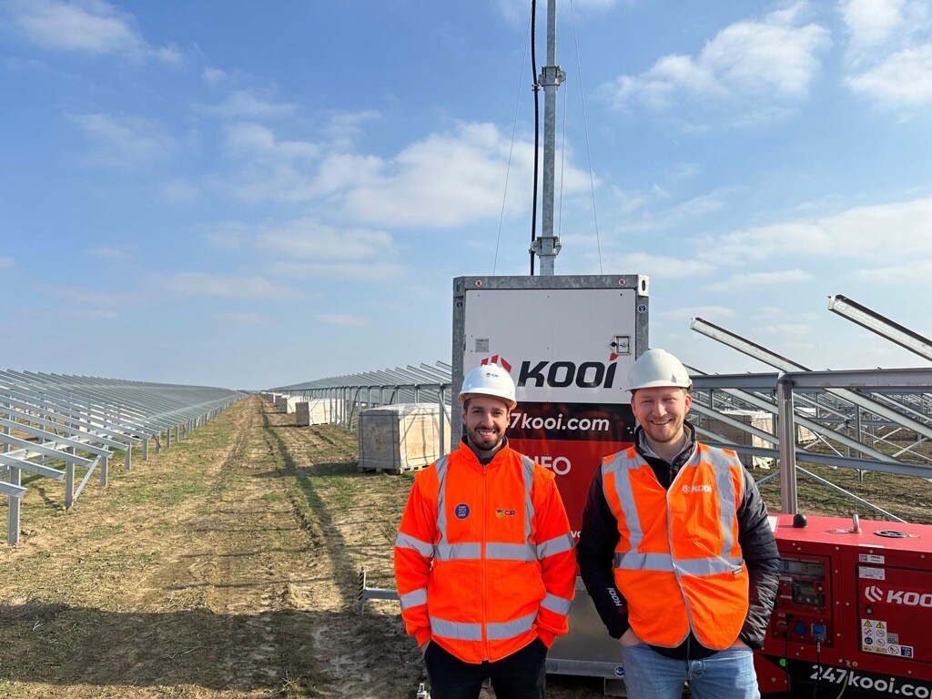 Fruitful collaboration Kooi and CJR Renewables in Romanian solar and wind projects